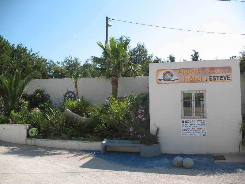 Residence Hoteliere Saint Esteve La Ciotat Bagian luar foto
