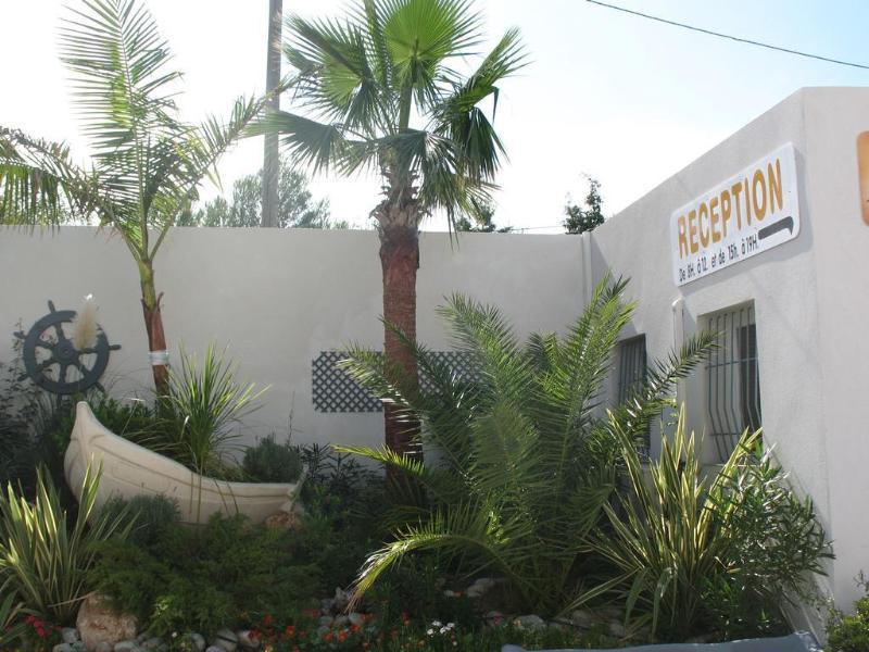 Residence Hoteliere Saint Esteve La Ciotat Bagian luar foto